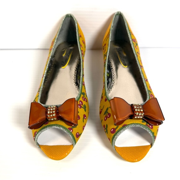 Poetic License Shoes - Poetic License Yellow and Orange Bow Flats NWT